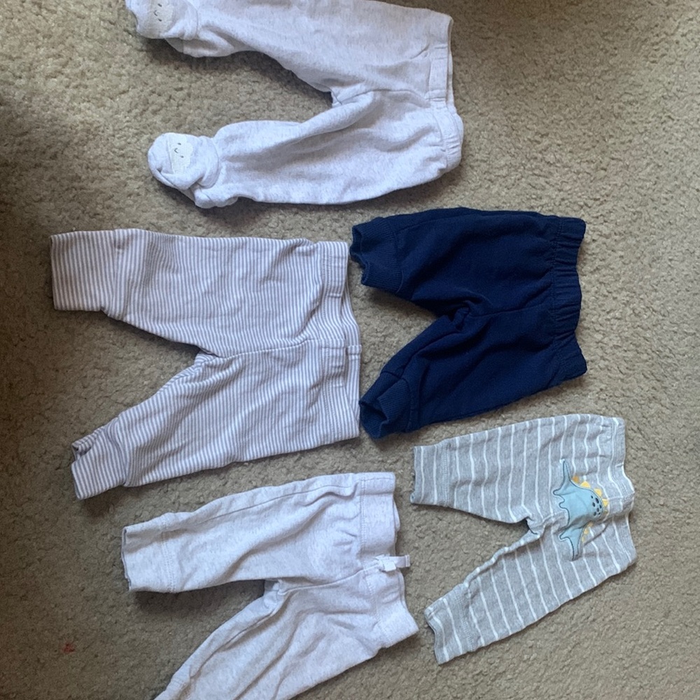 5 pack of Carter’s onesies